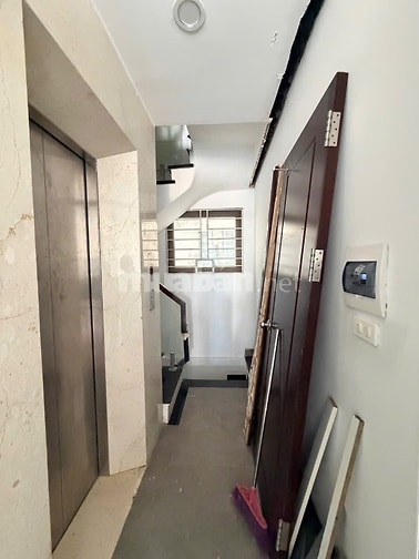 Chính chủ cho thuê căn hộ nội thất cao cấp, tiện nghi, để ô tô miễn ph