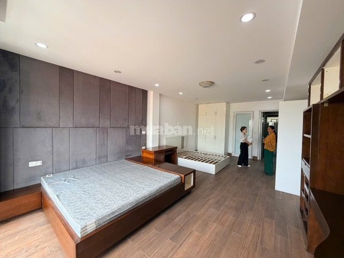 Chính chủ cho thuê căn hộ nội thất cao cấp, tiện nghi, để ô tô miễn ph