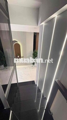 Cho Thuê Nhà KĐT Mỹ Gia Nha Trang Gói 5 Có Thang Máy Full Nội Thất Đep