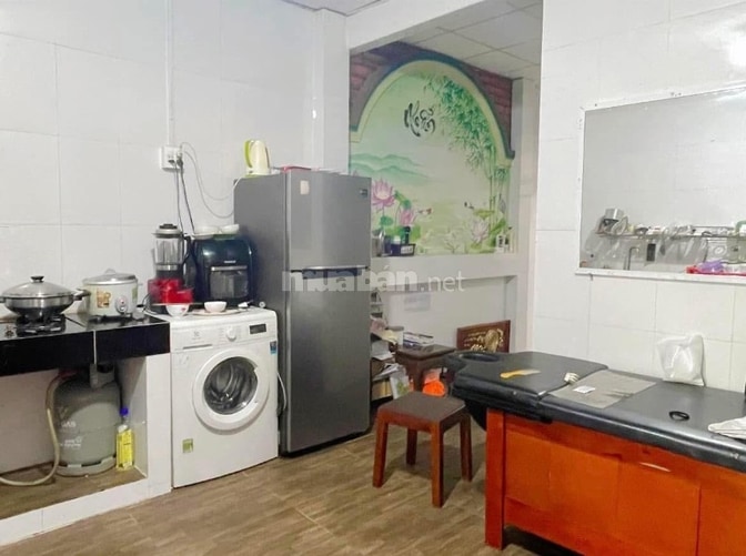 Chính chủ xả lỗ nhà mặt tiền Khóm 2 Phường 1 Giá Rai 235.5m2 mới 100%