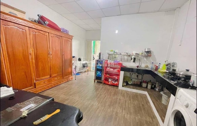 Chính chủ xả lỗ nhà mặt tiền Khóm 2 Phường 1 Giá Rai 235.5m2 mới 100%