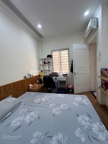 Nhà 4 lầu đẹp Cao cấp hẻm xe hơi 6m Huỳnh Văn Bánh, P13, Q.Phú Nhuận, 