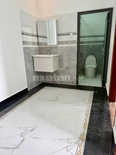 Nhà phố ngang 8M - Không gian sống khác biệt tại Pearl Riverside Q8