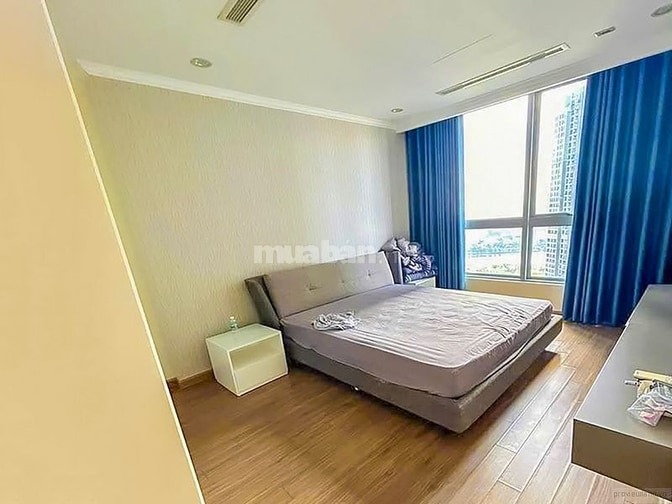 Căn hộ bán Vinhomes Central Park 3 phòng ngủ tầng cao view LM81 108m2