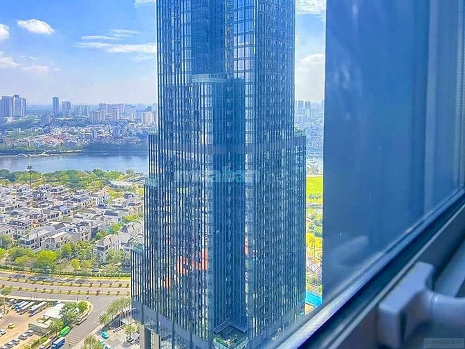 Căn hộ bán Vinhomes Central Park 3 phòng ngủ tầng cao view LM81 108m2
