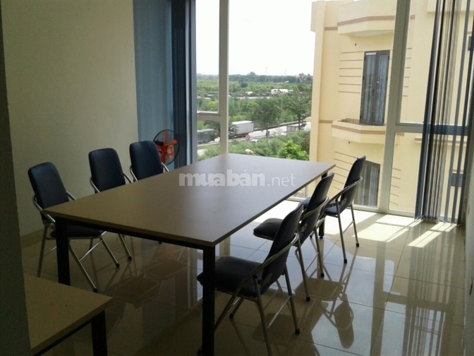 Chính chủ cho thuê văn phòng giá rẻ tại LB diện tích đa dạng 20-70m2 