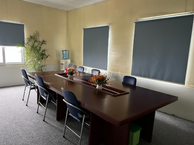 Chính chủ cho thuê văn phòng giá rẻ tại LB diện tích đa dạng 20-70m2 