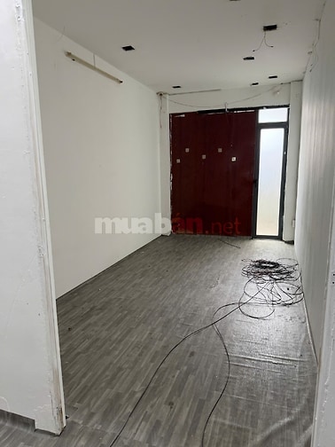 Chia sẻ mặt bằng kinh doanh lầu 1 và lầu 2 nhà mặt tiền đường 3/2