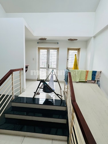 Bán Nhà Sadeco Phước Kiển A vị trí đẹp giá cực tốt