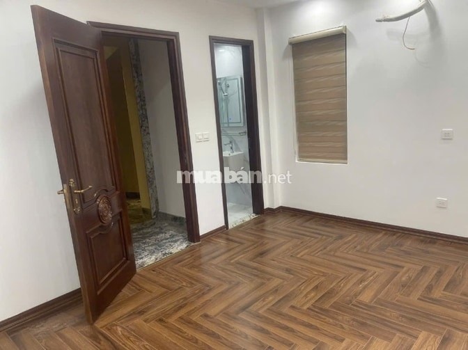 Bán nhà ngõ 204 đường Trần Duy Hưng Cầu Giấy, 6 tầng thang máy, lô góc