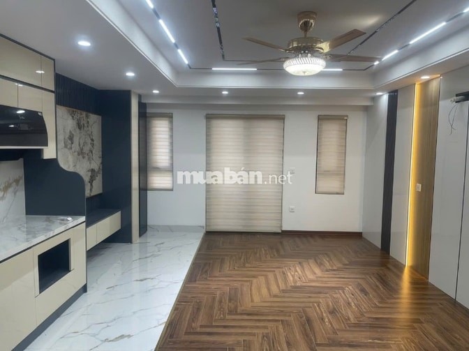 Bán nhà ngõ 204 đường Trần Duy Hưng Cầu Giấy, 6 tầng thang máy, lô góc