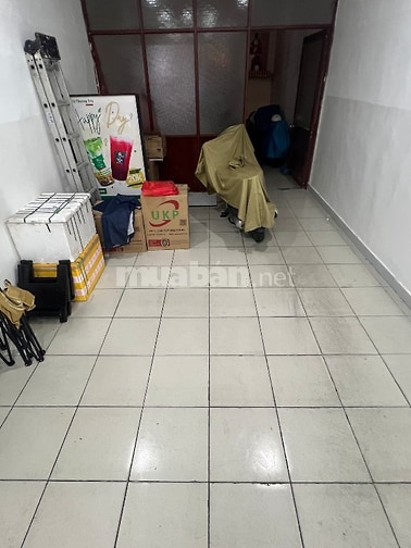 Sang quán trà sữa giá 60 triệu - giá thuê 11 tr/ tháng