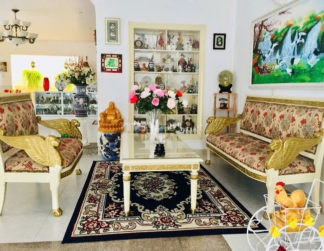 Nhà 4 tầng , ngay đầu góc quận 2  đường 30 khu compound 