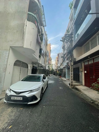 Bán tòa CHDV thu nhập 110tr/tháng đường Thành Thái, Q10