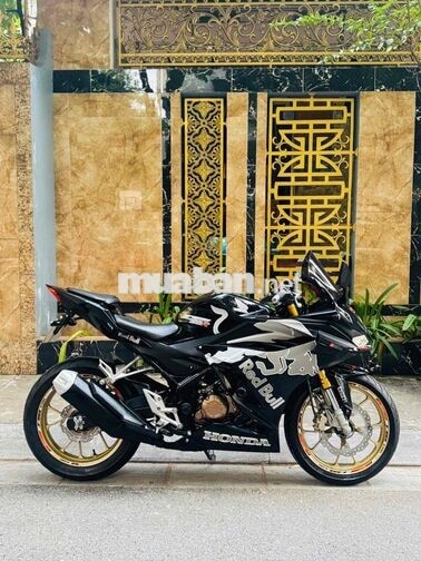 Honda CBR 150R abs 2025 Đen JAPAN xe lướt mới