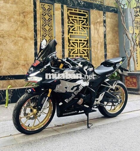 Honda CBR 150R abs 2025 Đen JAPAN xe lướt mới
