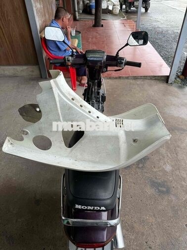 Honda Dream 1996 Tím