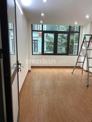 Chỉ 16 triệu -  Cạnh Mặt Phố Hoàng Quốc Việt - Ô Tô Vào Nhà - 195m2