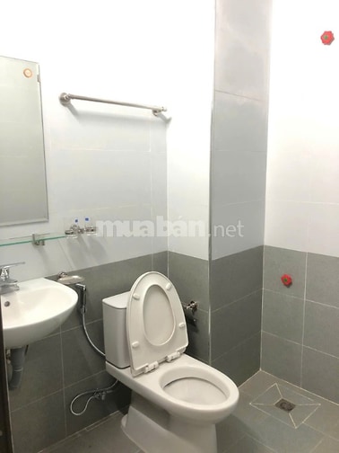 Chỉ 16 triệu -  Cạnh Mặt Phố Hoàng Quốc Việt - Ô Tô Vào Nhà - 195m2