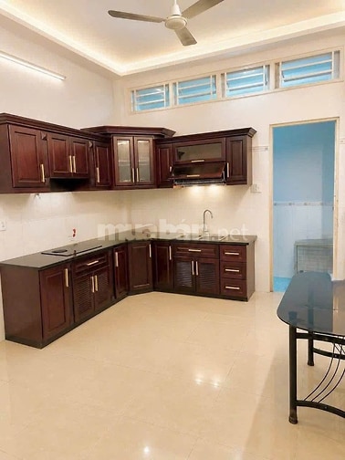  CHO THUÊ NHÀ MẶT TIỀN KHU TÊN LỬA