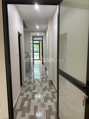 Chỉ 16 triệu -  Cạnh Mặt Phố Hoàng Quốc Việt - Ô Tô Vào Nhà - 195m2