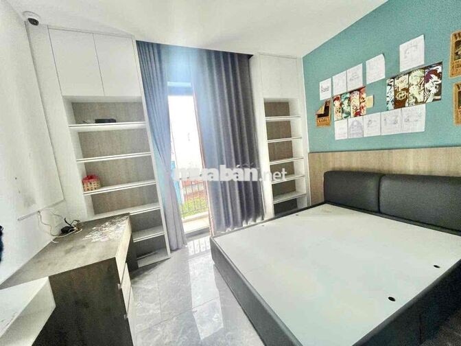 Cho Thuê Nhà Đẹp Sẵn Nội Thất gần Tân Phú