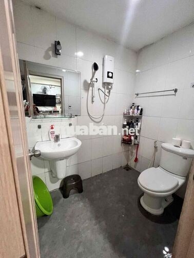 Cho Thuê Căn Hộ Tân Mai 67m2 ,2PN , Giá Rẻ .