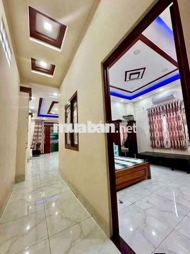 MẶT TIỀN KD ĐÔNG ĐÚC,DT5,5*37m,3LAU,5PN,6WC,NGAY GẦN CAO ĐẲNG ĐIỆN LỰC