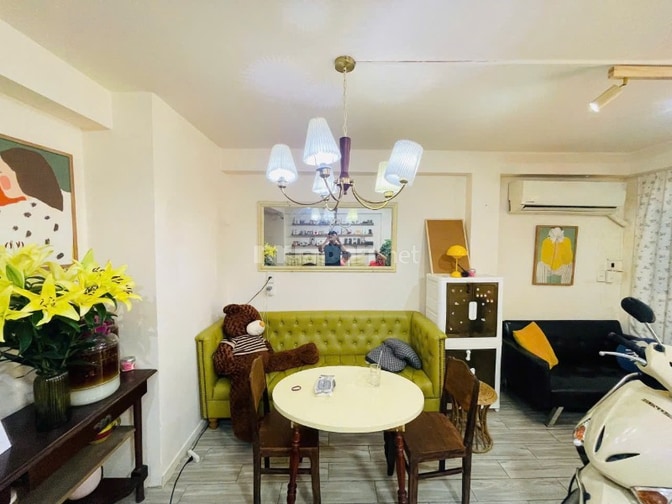 Nhà hẻm nhựa lớn khu VIP gần sân bay 135m2 5 tầng kinh doanh 22.5 tỷ