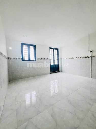 VỠ NỢ CẦN BÁN NHÀ HẺM 40M2,1/BÙI VĂN BA-Q7 ,SHR, 2 TỶ3 TL,2PN,1T+1 LẦU