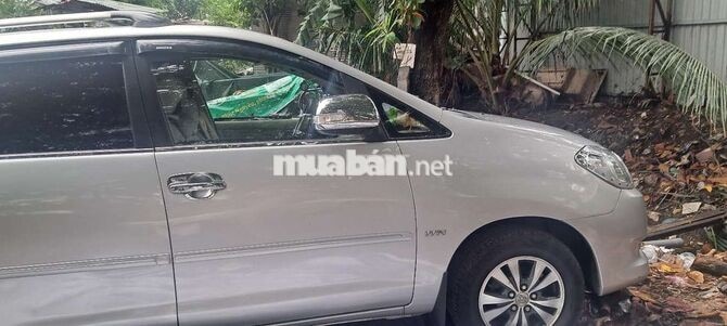 Toyota Innova 2008 Bạc 7 chỗ