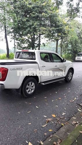 Nissan Navara Trắng Xe bán tải