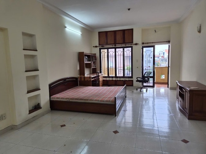 Hẻm nhựa lớn sát mặt tiền 110m2 4 tầng kinh doanh đường Lý Thường Kiệt