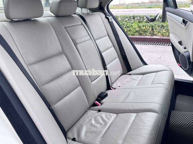 Mercedes Benz C 200 2010 Trắng 14 vạn