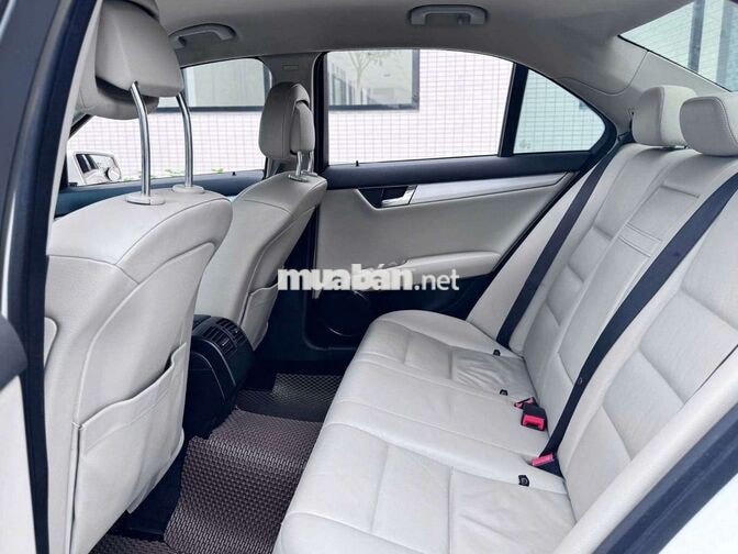 Mercedes Benz C 200 2010 Trắng 14 vạn