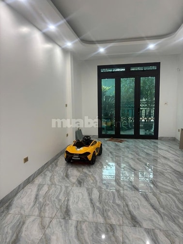 Cho Thuê mặt bằng kinh doanh Tầng 1,2 tại phố Tương Mai , Hoàng Mai , 