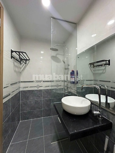 Giống hình! 55m2 sổ hồng 2 tỷ 2/bao phí guyễn Thái Sơn vay 70%
