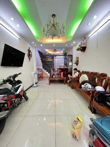 Chú Vinh bán căn nhà Chu Văn An,P12, Q. Bình Thạnh, giá 950tr, 60m2