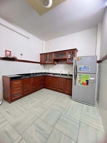 Nhà nguyên căn HXH Nguyễn Trãi. DT 3,5x14m, 4 tầng ST