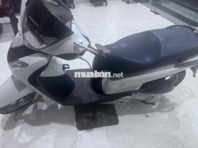 Honda SH 2011 Trắng