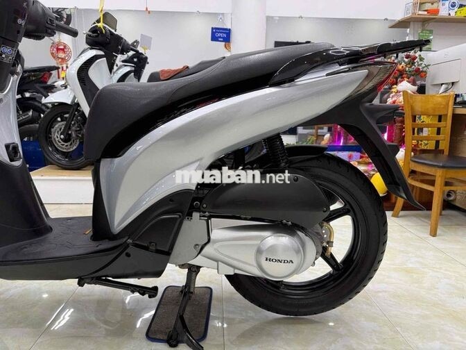 Honda SH 125 Ý 2010 Bạc