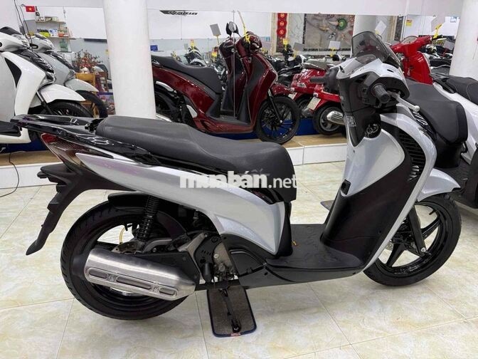 Honda SH 125 Ý 2010 Bạc