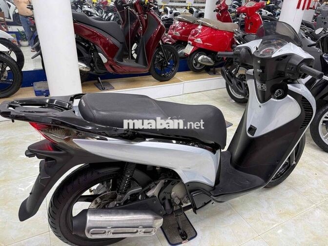 Honda SH 125 Ý 2010 Bạc