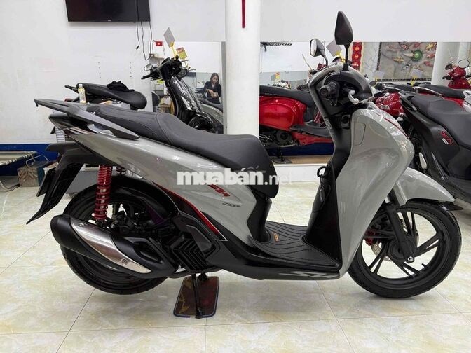 Honda SH160i ABS 2024 Xám xi măng 9072 km