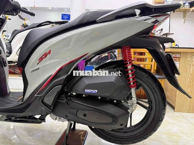 Honda SH160i ABS 2024 Xám xi măng 9072 km