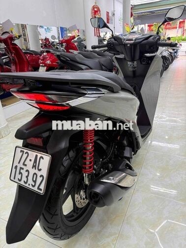 Honda SH160i ABS 2024 Xám xi măng 9072 km