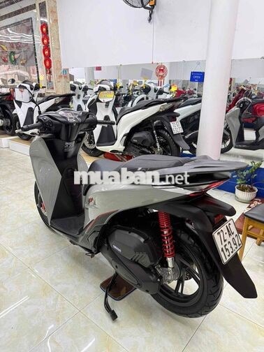 Honda SH160i ABS 2024 Xám xi măng 9072 km