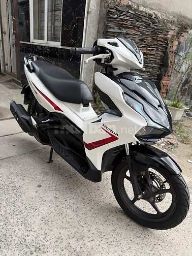 Cần bán xe blade 2021 đã qua sử Dụng , xe đẹp . Mua bán tại nhà .