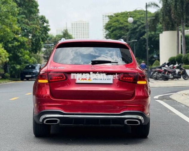 Mercedes GLC300 AMG 4MATIC 2022 Đỏ 68.000 miles