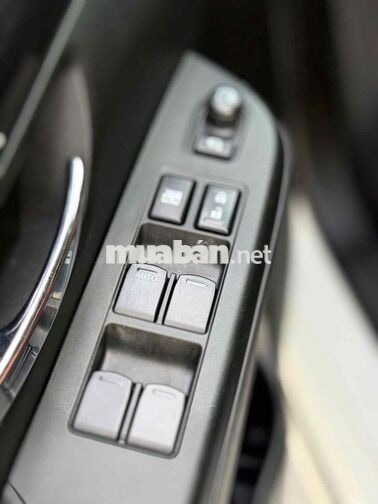 Suzuki XL7 2023 Trắng Xe BIỂN TRẮNG FULL HÃNG